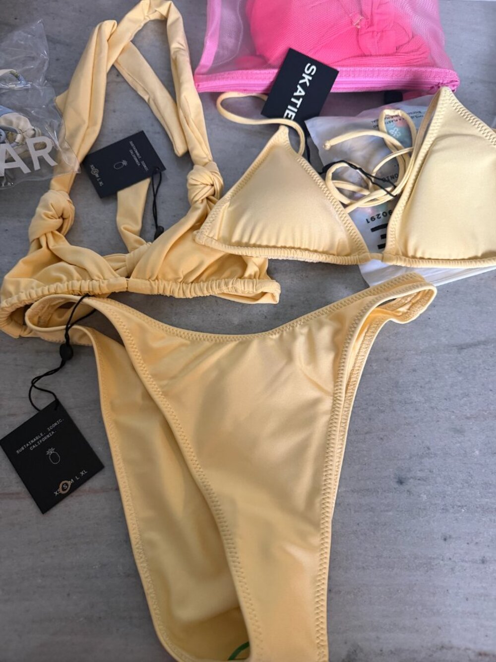 Darby & Betty Top w/ Dolly Bottom Set | SKATIE